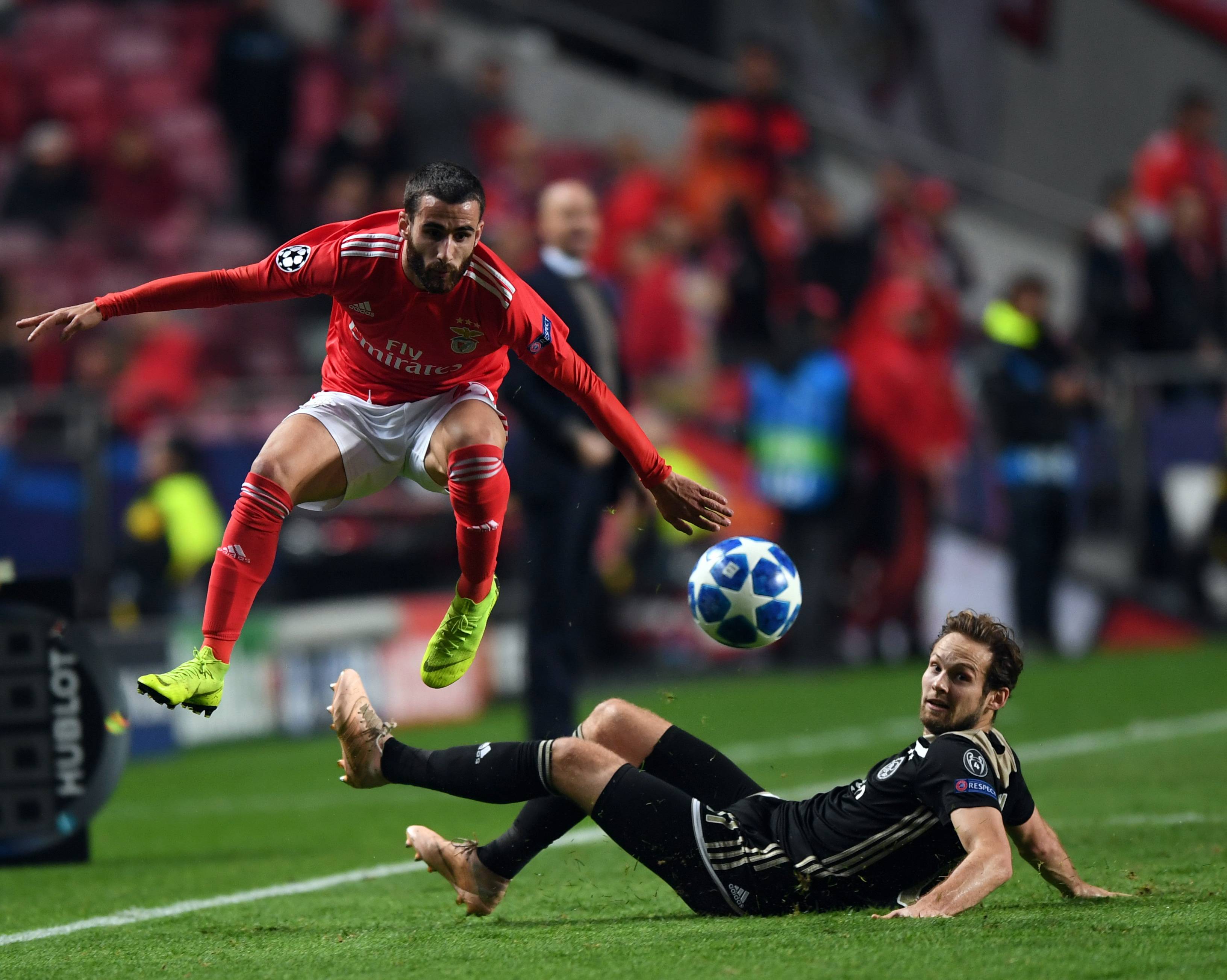 华体会网址-本菲卡绝杀那不勒斯，博格巴梅开二度世界杯的简单介绍