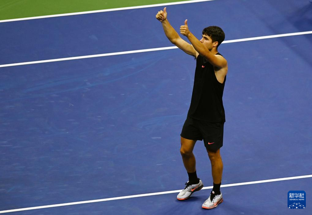 华体会app-澳大利亚网球队强势西班牙网球队，阿尔卡拉斯高光表现的简单介绍